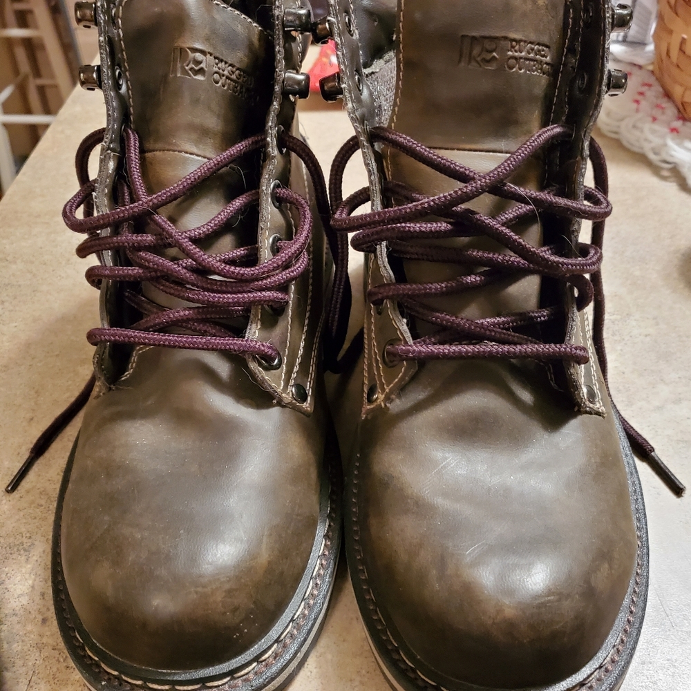 Rugged Outback Men's Waterproof Boots